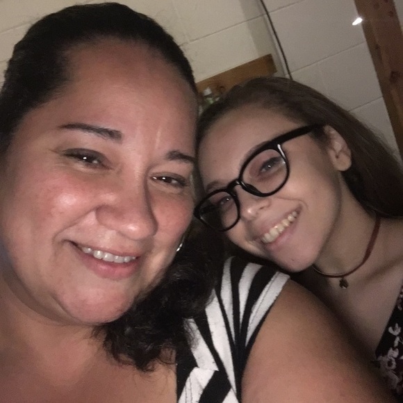 Meet your Posher, Emelinda - Picture 5 of 8